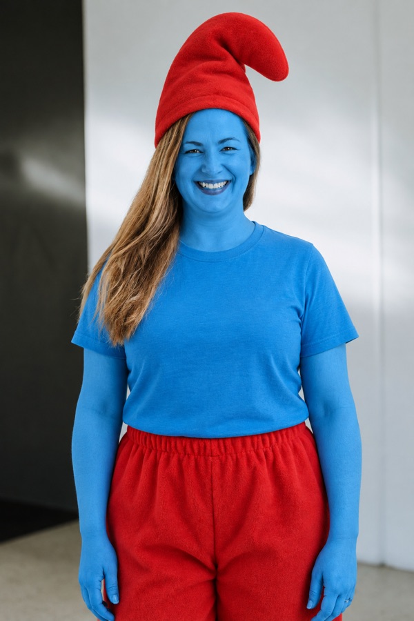 Kathleen Mathew as Gathering Smurf